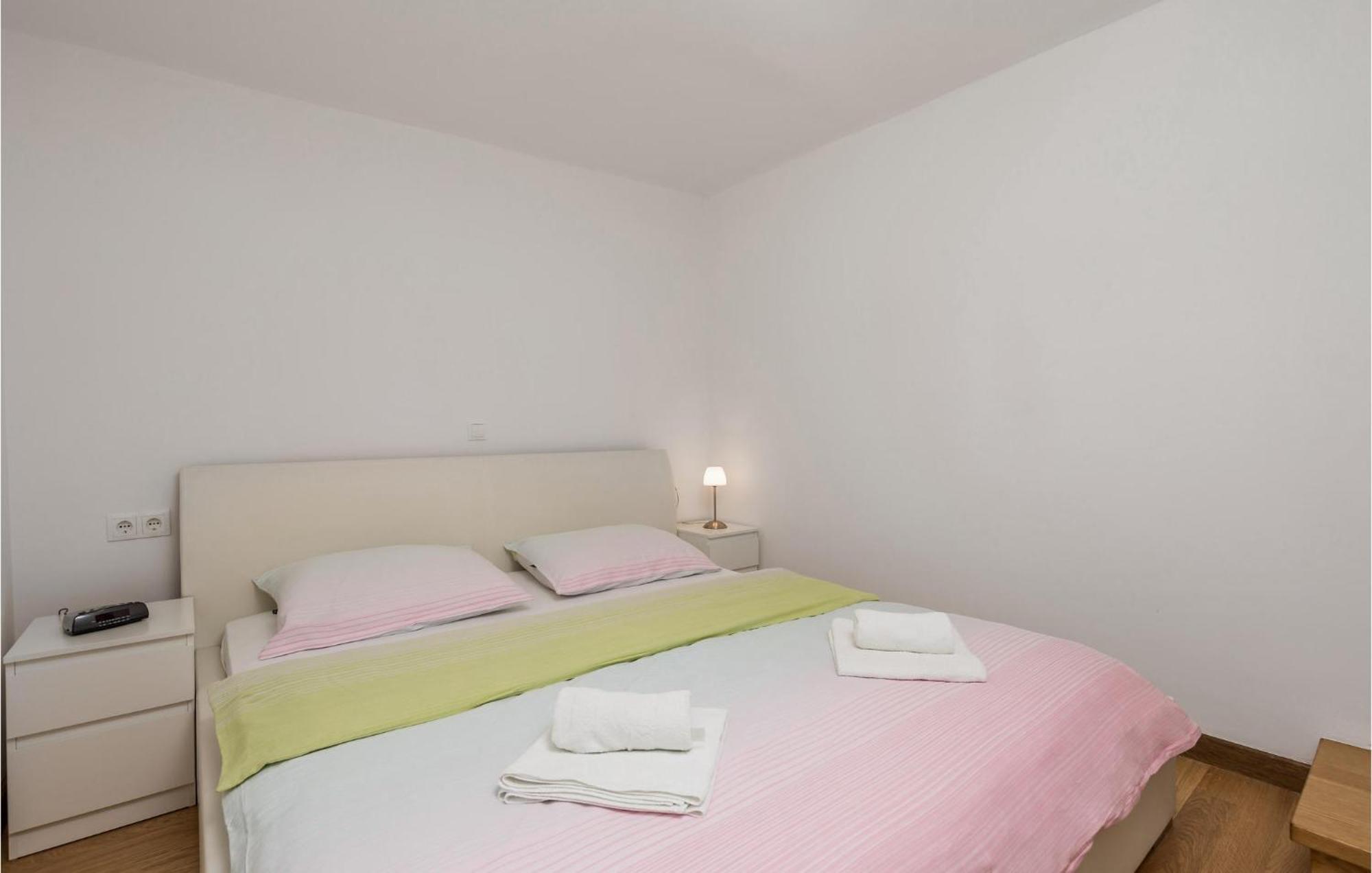 Nice Home In Krk With Kitchen Krk Town Extérieur photo
